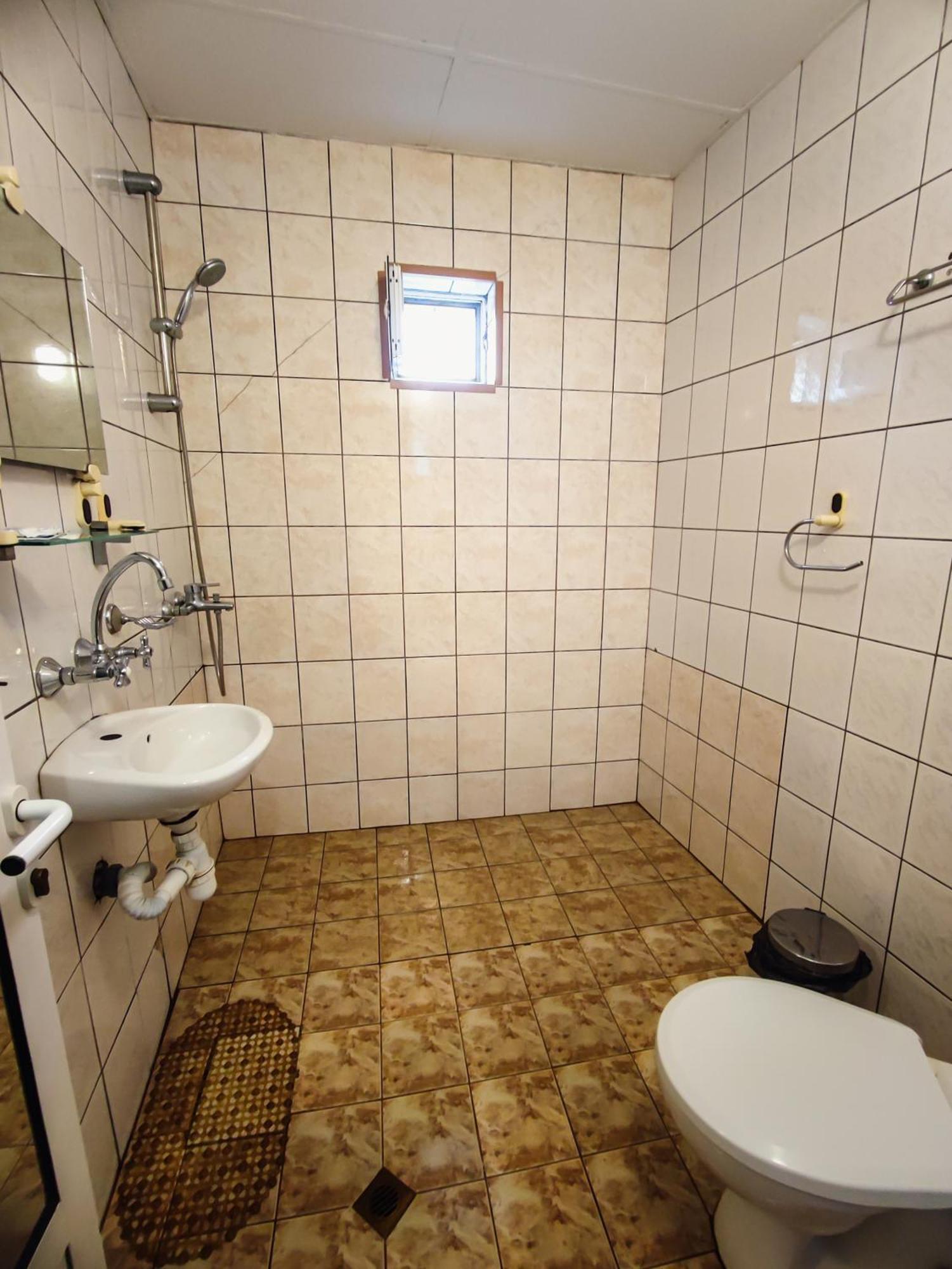 Hotel Rade 1 Vratsa Bagian luar foto