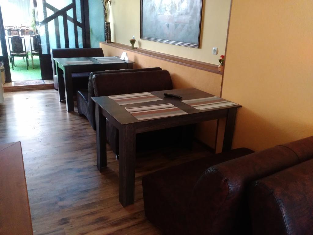 Hotel Rade 1 Vratsa Bagian luar foto